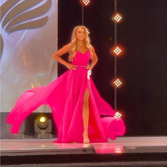 Sherri Hill Couture - Hot Pink pageant Gown - Picture 2 of 4